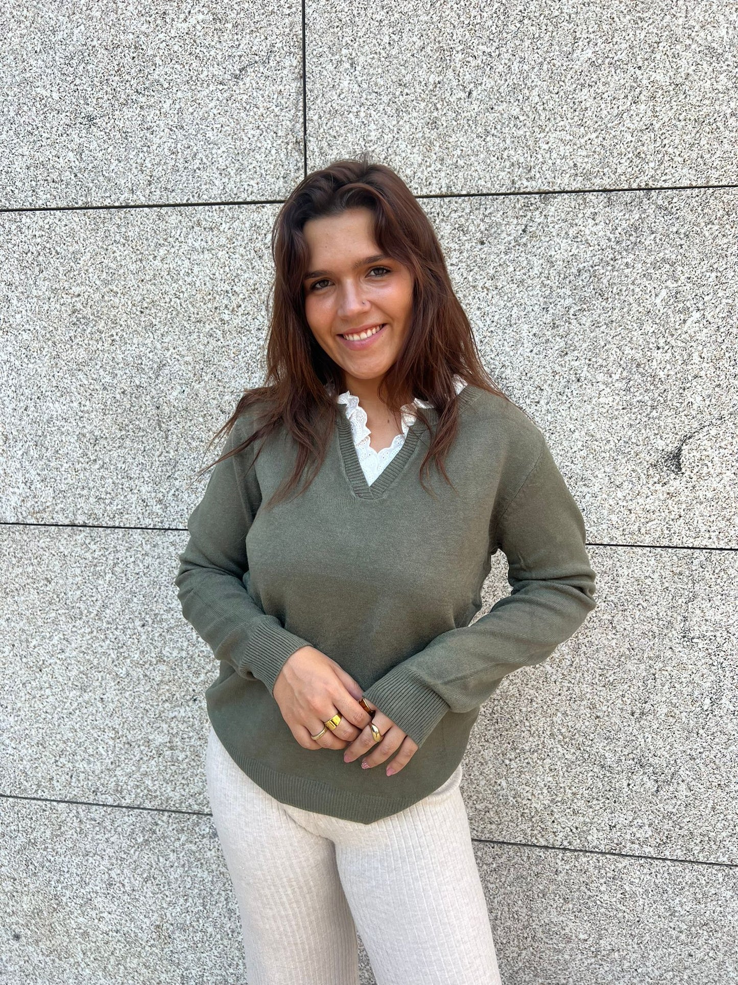 CAMISOLA COM GOLA BORDADA